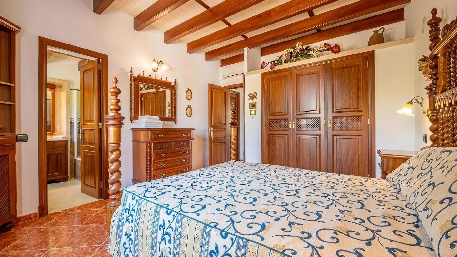 Ferienhaus Mit Privatpool Fuer 6 Personen Ca 295 Qm In Son Negre, Mallorca Suedostkueste Von Mallorca Felanitx Hébergement de vacances