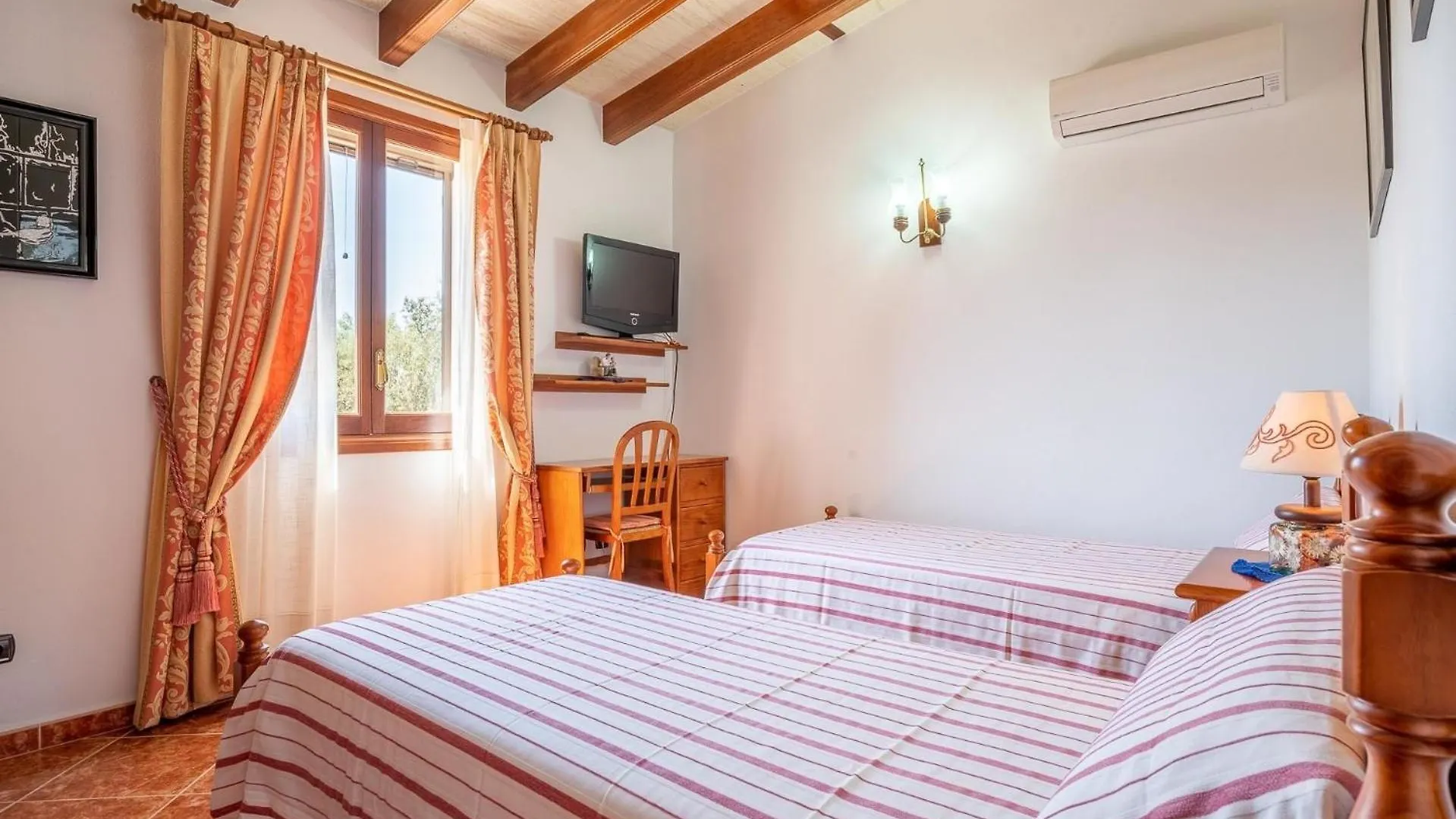 Dom wakacyjny Ferienhaus Mit Privatpool Fuer 6 Personen Ca 295 Qm In Son Negre, Mallorca Suedostkueste Von Mallorca Felanitx