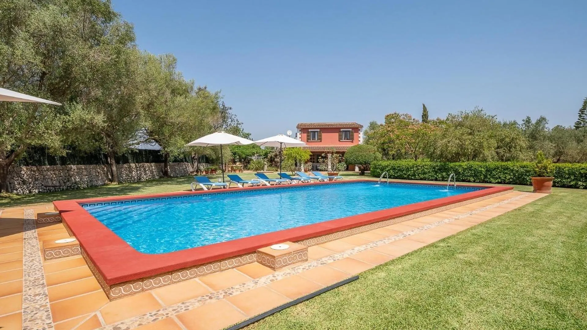 Ferienhaus Mit Privatpool Fuer 6 Personen Ca 295 Qm In Son Negre, Mallorca Suedostkueste Von Mallorca location
